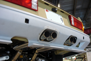 Illustration for article titled Piper Motorsport V10 E30 M3